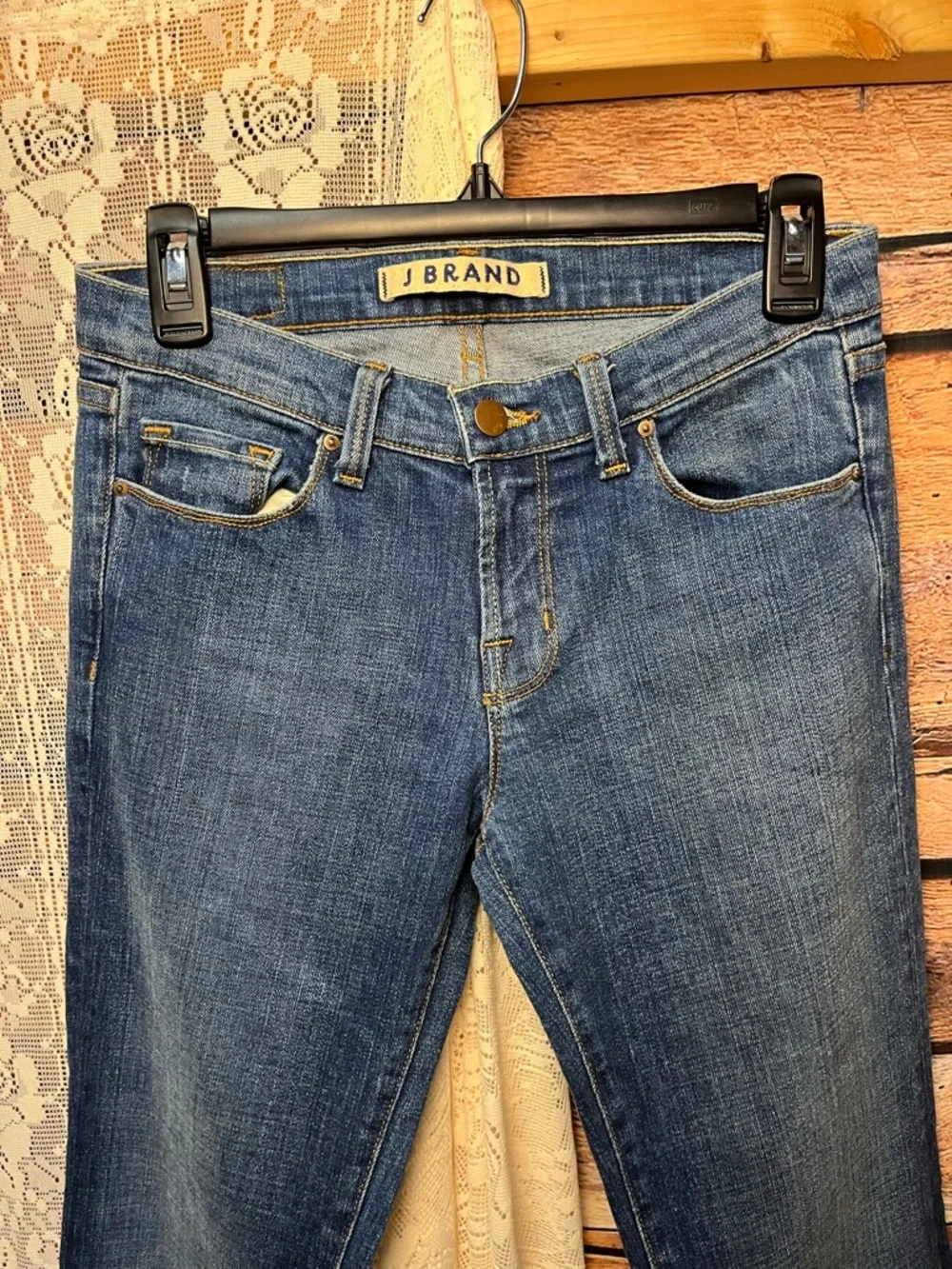 J Brand Boot Cut Flare Ankle Kick Out Super Soft Jeans (241)